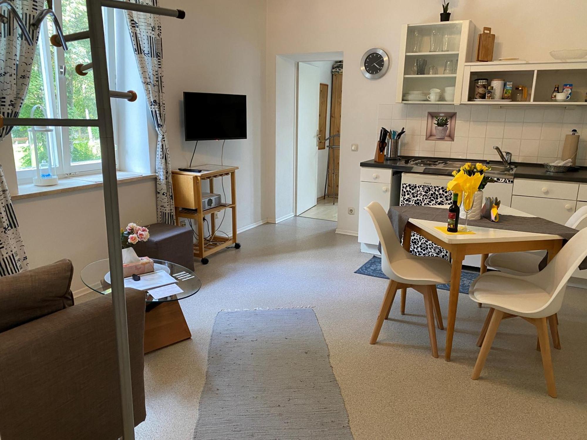 Ferienwohnung Am Franziskanergarten Bad Tölz Rum bild